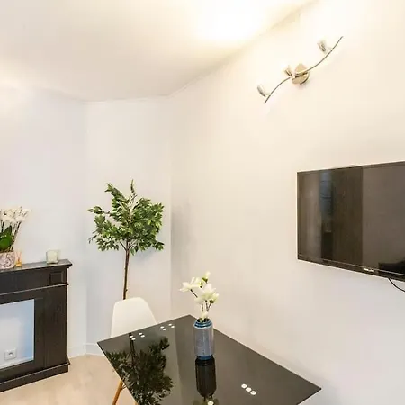 Charming Bright Parisian Flat