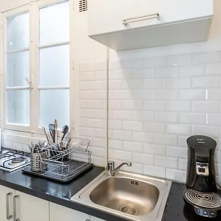 Charming Bright Parisian Flat Paris