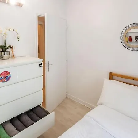 Charming Bright Parisian Flat Appartement